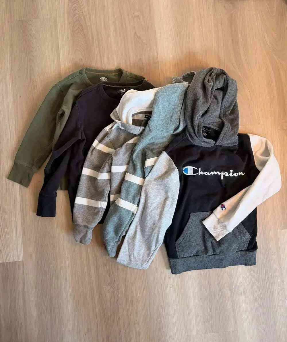 Boys bundle of 5 jackets sweatshirts Hoodie size 7 and 8